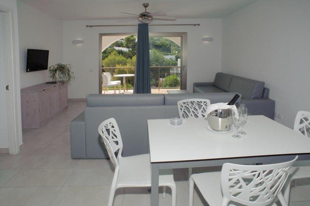 Apartamentos Puerto Cala Vadella Exterior photo