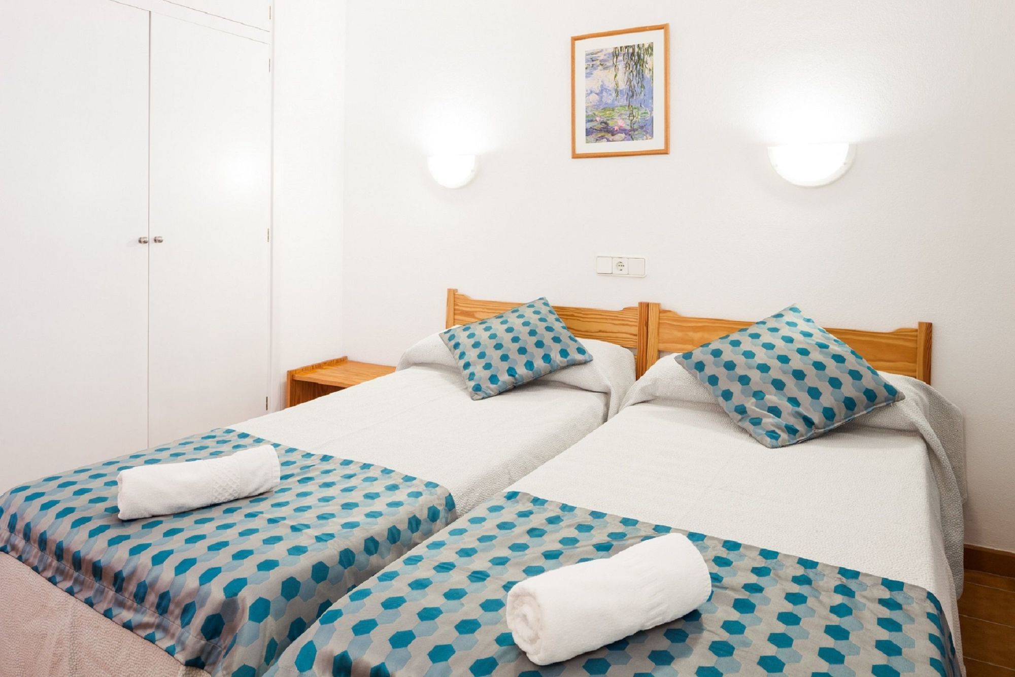 Apartamentos Puerto Cala Vadella Exterior photo